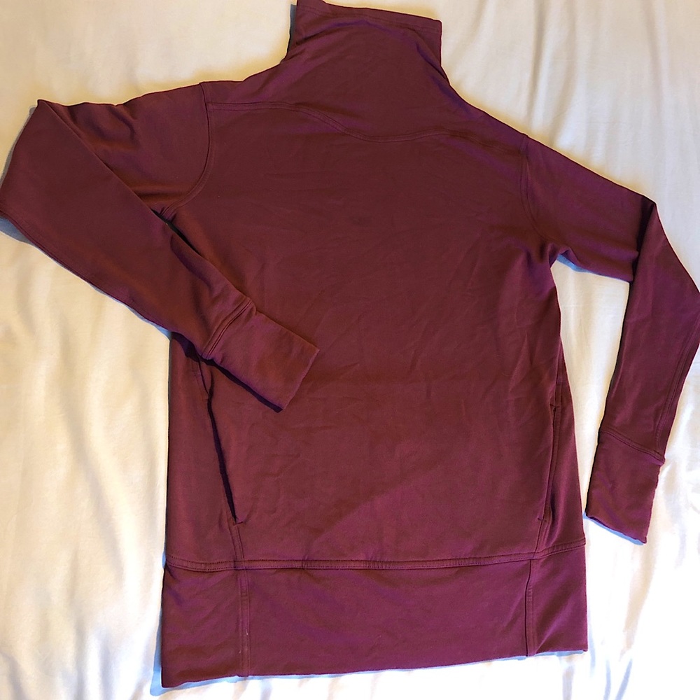 Lululemon Long sleeve Turtleneck